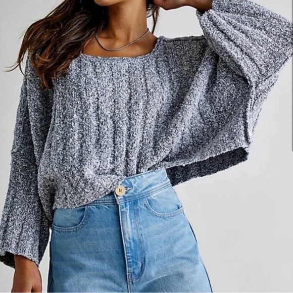 Free People Good Day Pullover Sweater in Gray NWT - Picture 1 of 8